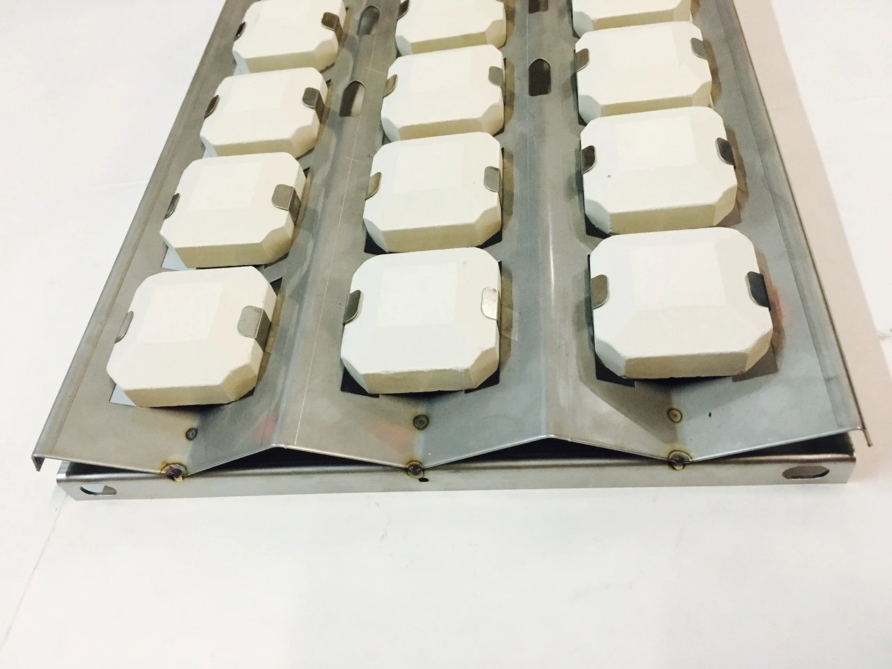 Sedona By Lynx L400, L600, L700 Grills Complete Briquette Tray Assembly - 80743 3 Sedona By Lynx L400, L600, L700 Grills Complete Briquette Tray Assembly - 80743 - Image 3